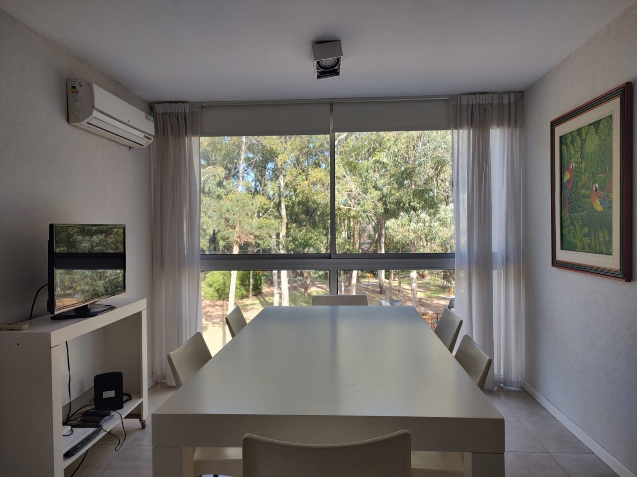 DEPARTAMENTO TRES AMBIENTES EN VENTA - PINAMAR CENTRO