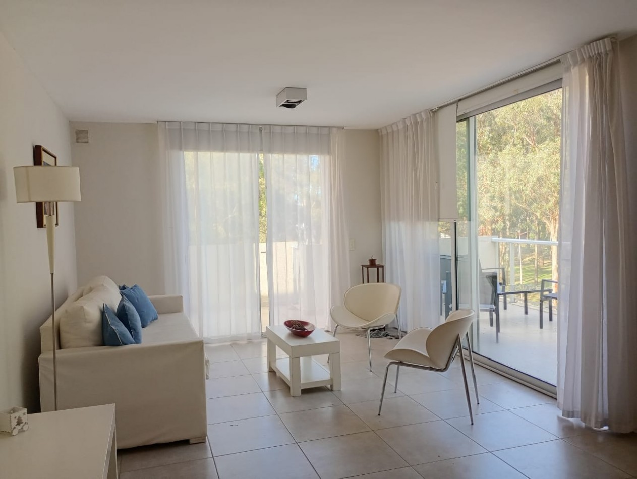 DEPARTAMENTO TRES AMBIENTES EN VENTA - PINAMAR CENTRO