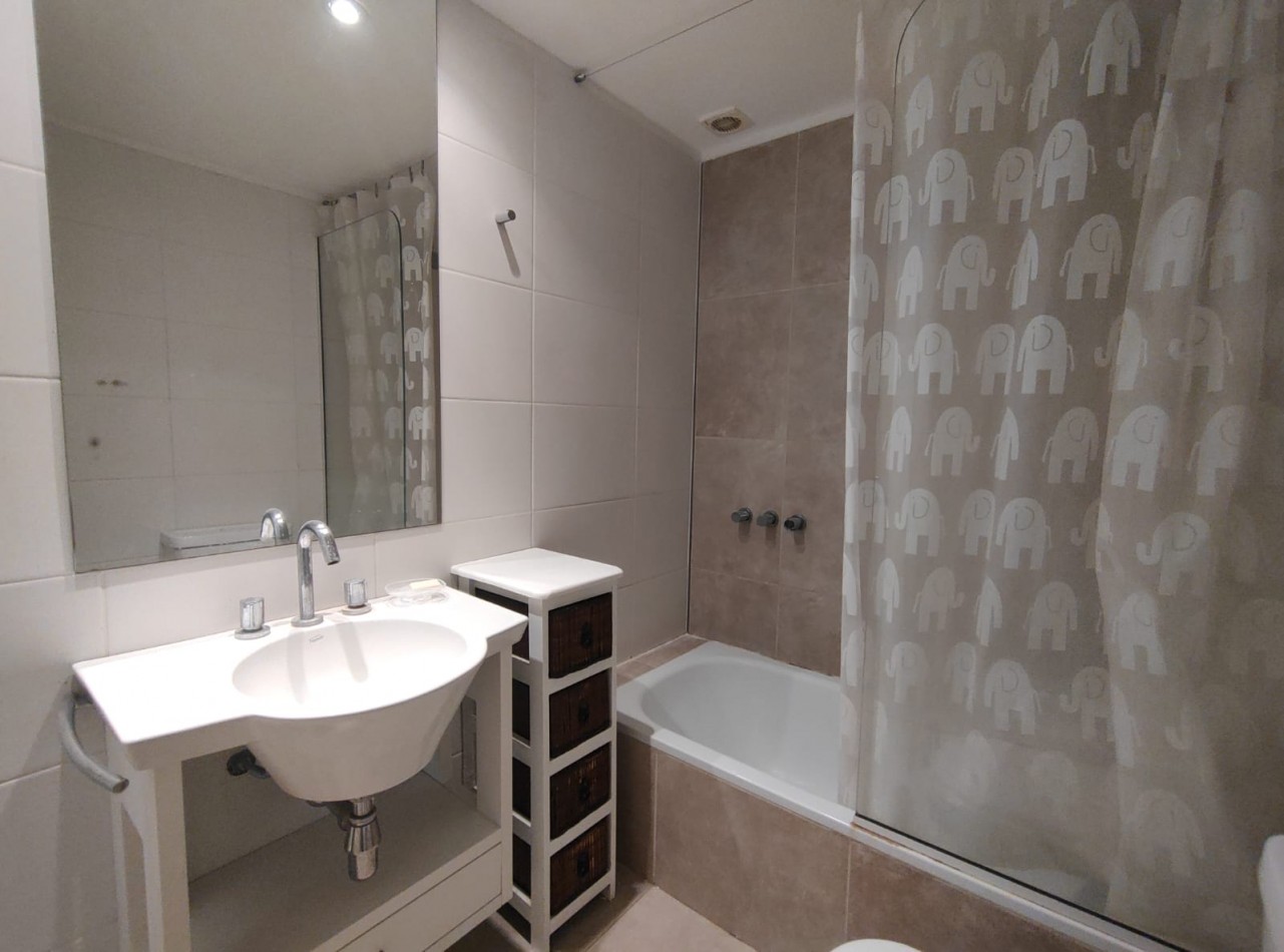 DEPARTAMENTO TRES AMBIENTES EN VENTA - PINAMAR CENTRO