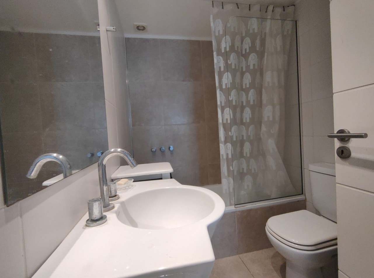 DEPARTAMENTO TRES AMBIENTES EN VENTA - PINAMAR CENTRO