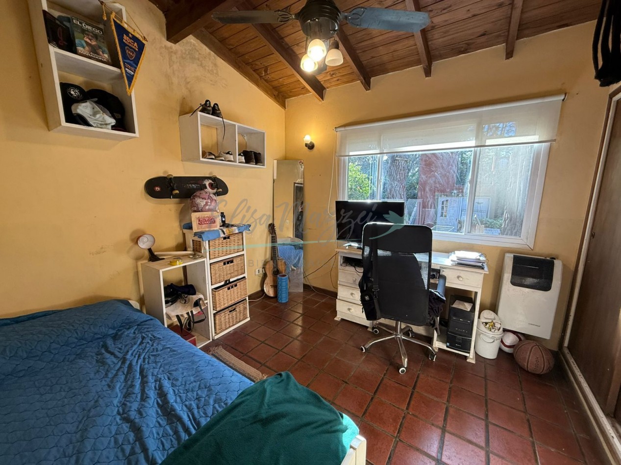 CASA EN VENTA - VALERIA DEL MAR