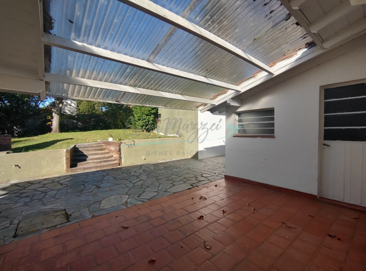 CASA EN VENTA - PINAMAR