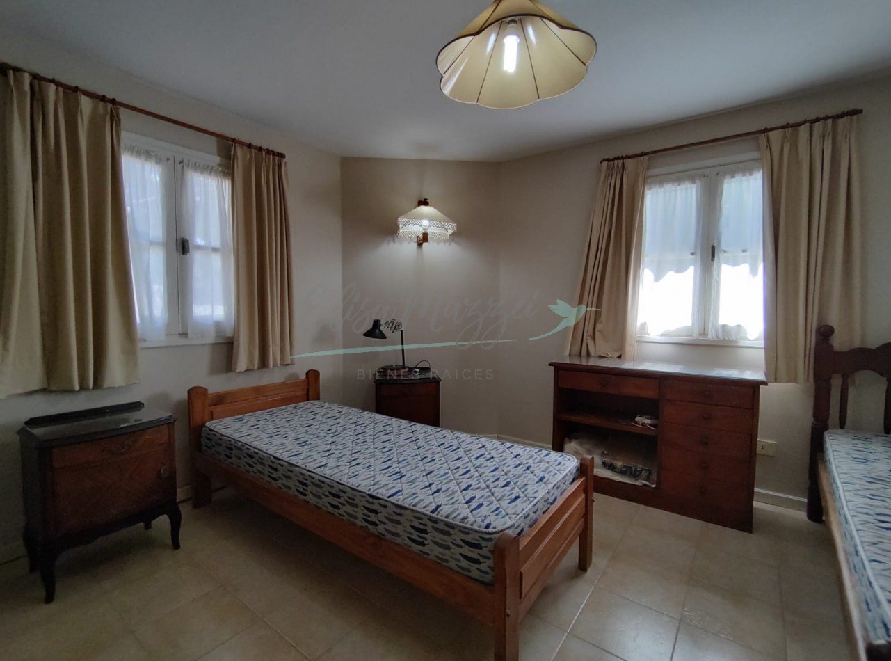 CASA EN VENTA - PINAMAR