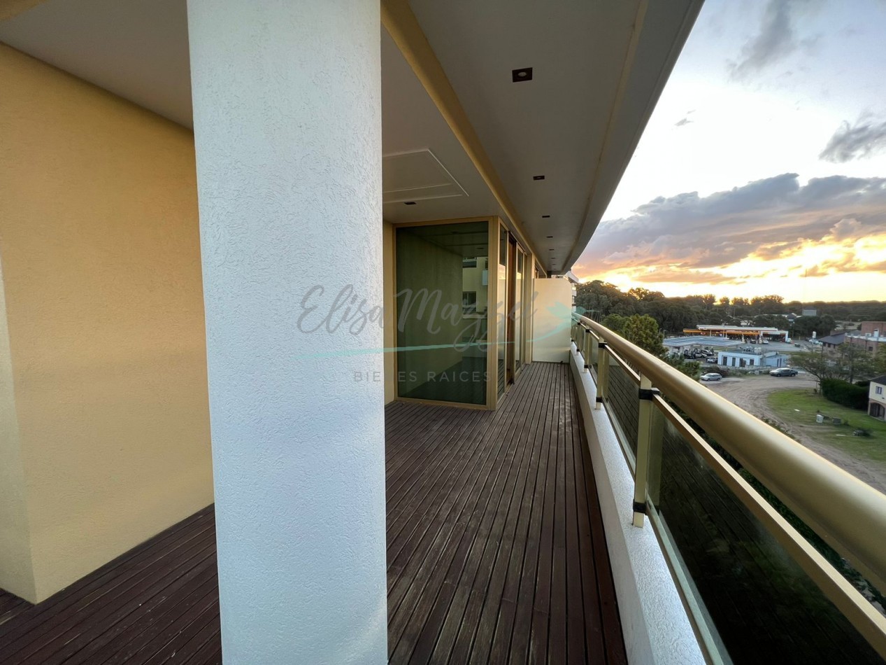 DEPARTAMENTO CUATRO AMBIENTES EN VENTA - PINAMAR