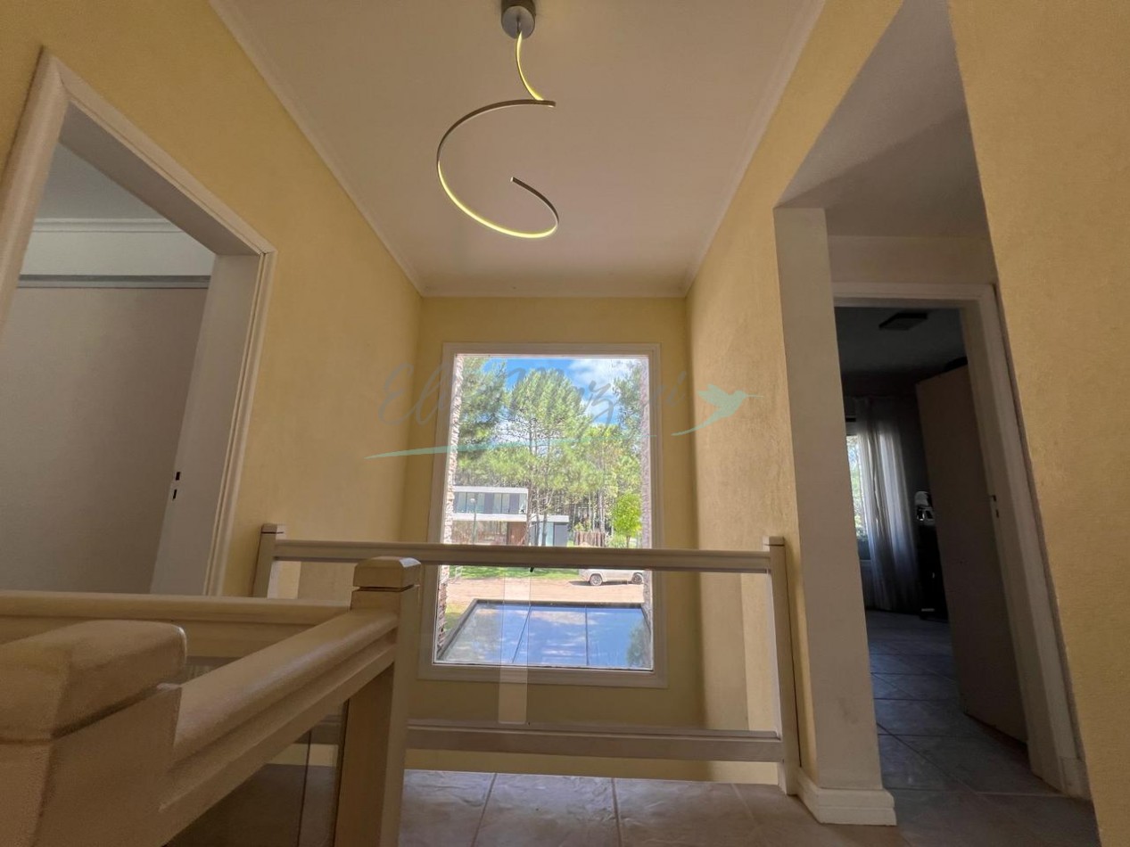 CASA EN VENTA - LA HERRADURA - PINAMAR