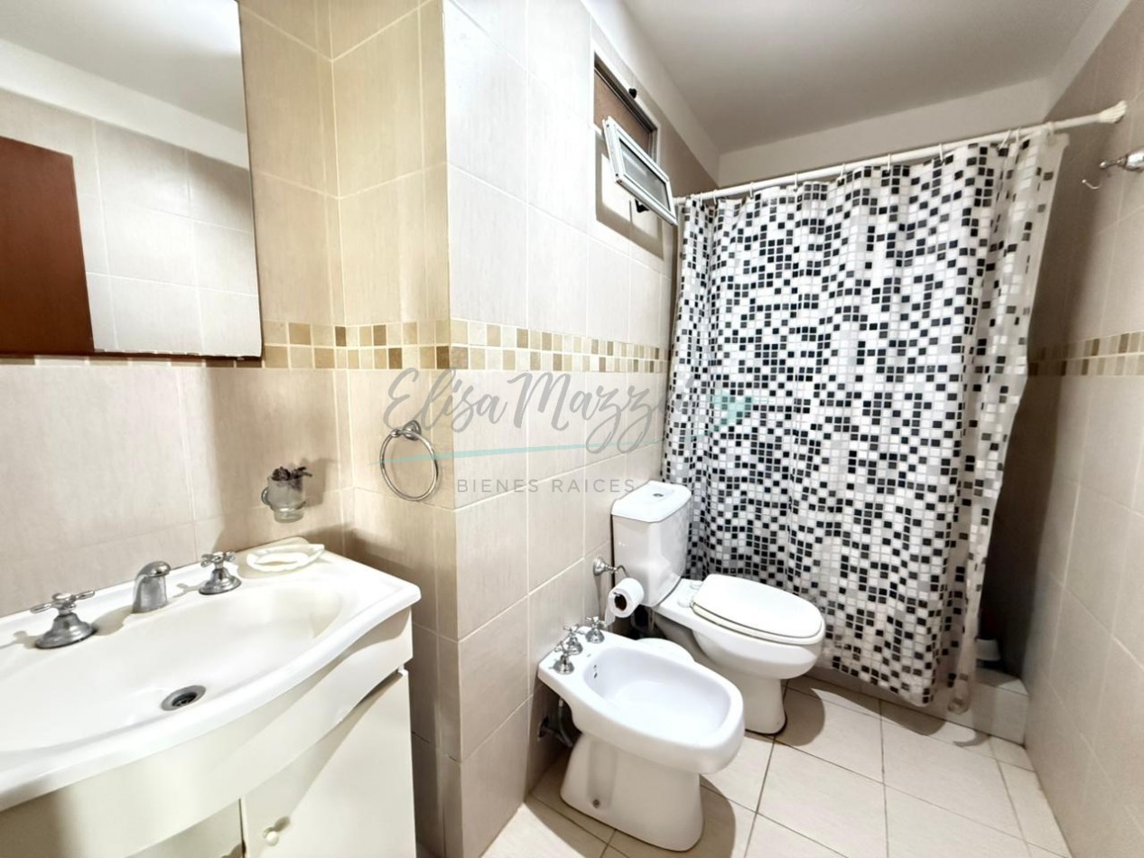 DEPARTAMENTO DOS AMBIENTES EN VENTA - PINAMAR 