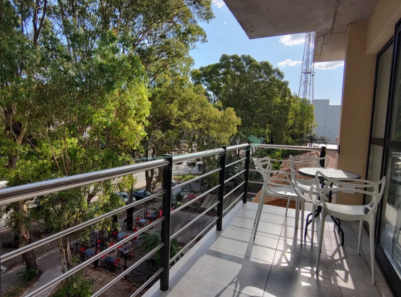 DEPARTAMENTO DOS AMBIENTES EN VENTA - PINAMAR CENTRO