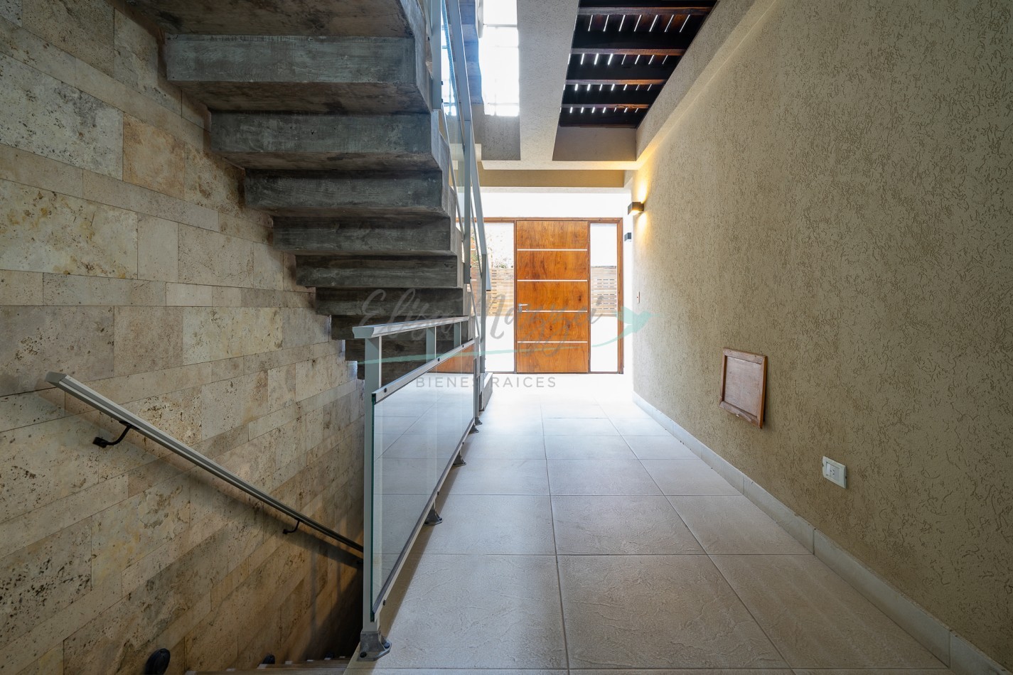 DEPARTAMENTO EN VENTA - PINAMAR 