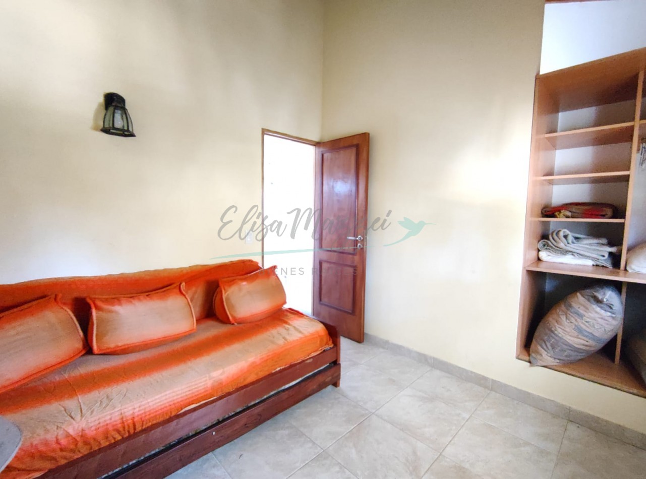 CASA EN VENTA - OSTENDE - PINAMAR 