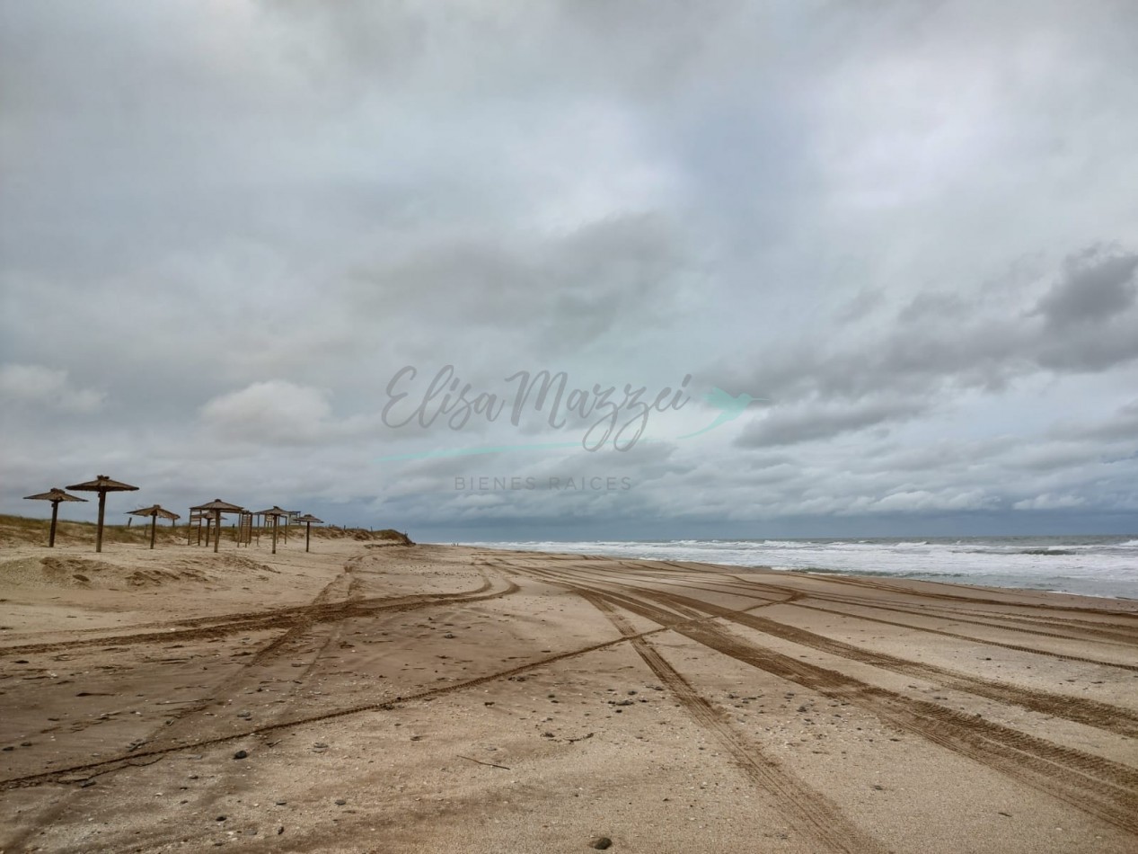 LOTE EN VILLA ROBLES - EN VENTA - OPORTUNIDAD - FINANCIACION