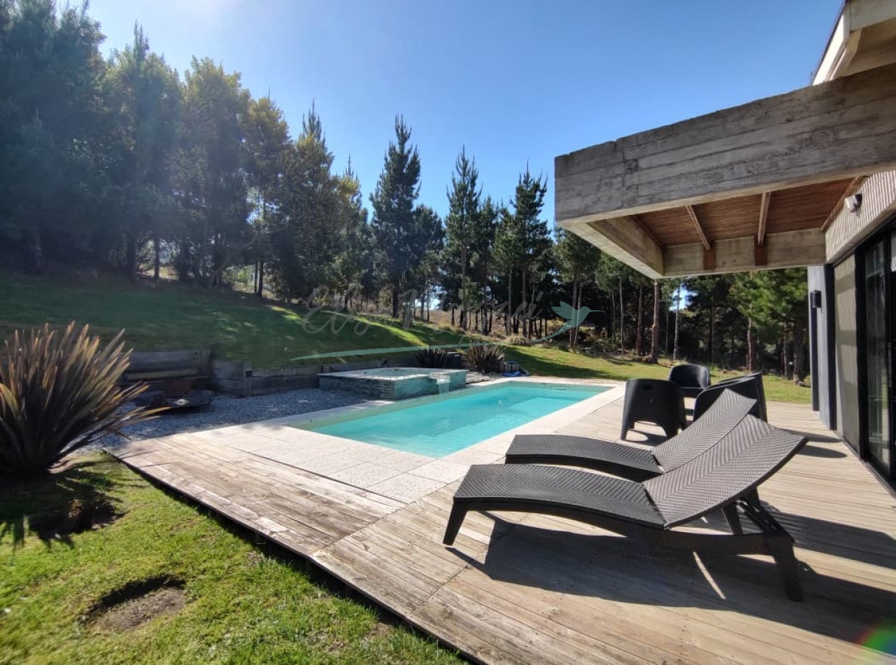 CASA EN VENTA - COSTA ESMERALDA 