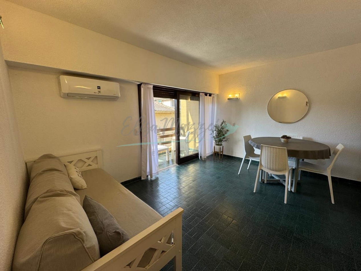 DEPARTAMENTO DOS AMBIENTES EN VENTA - PINAMAR CENTRO