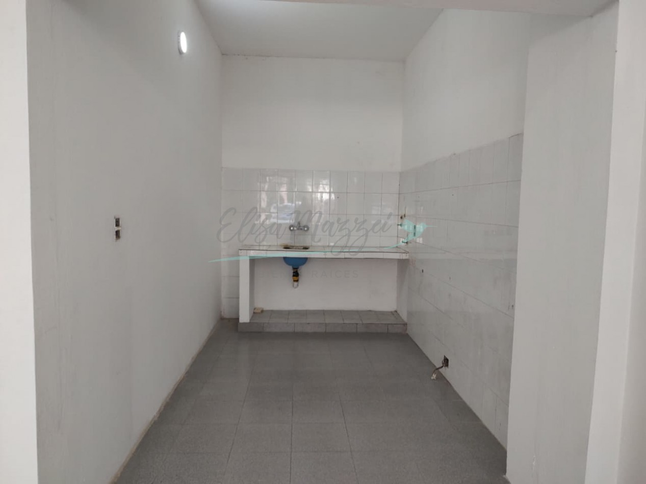 LOCAL EN ALQUILR - PINAMAR CENTRO