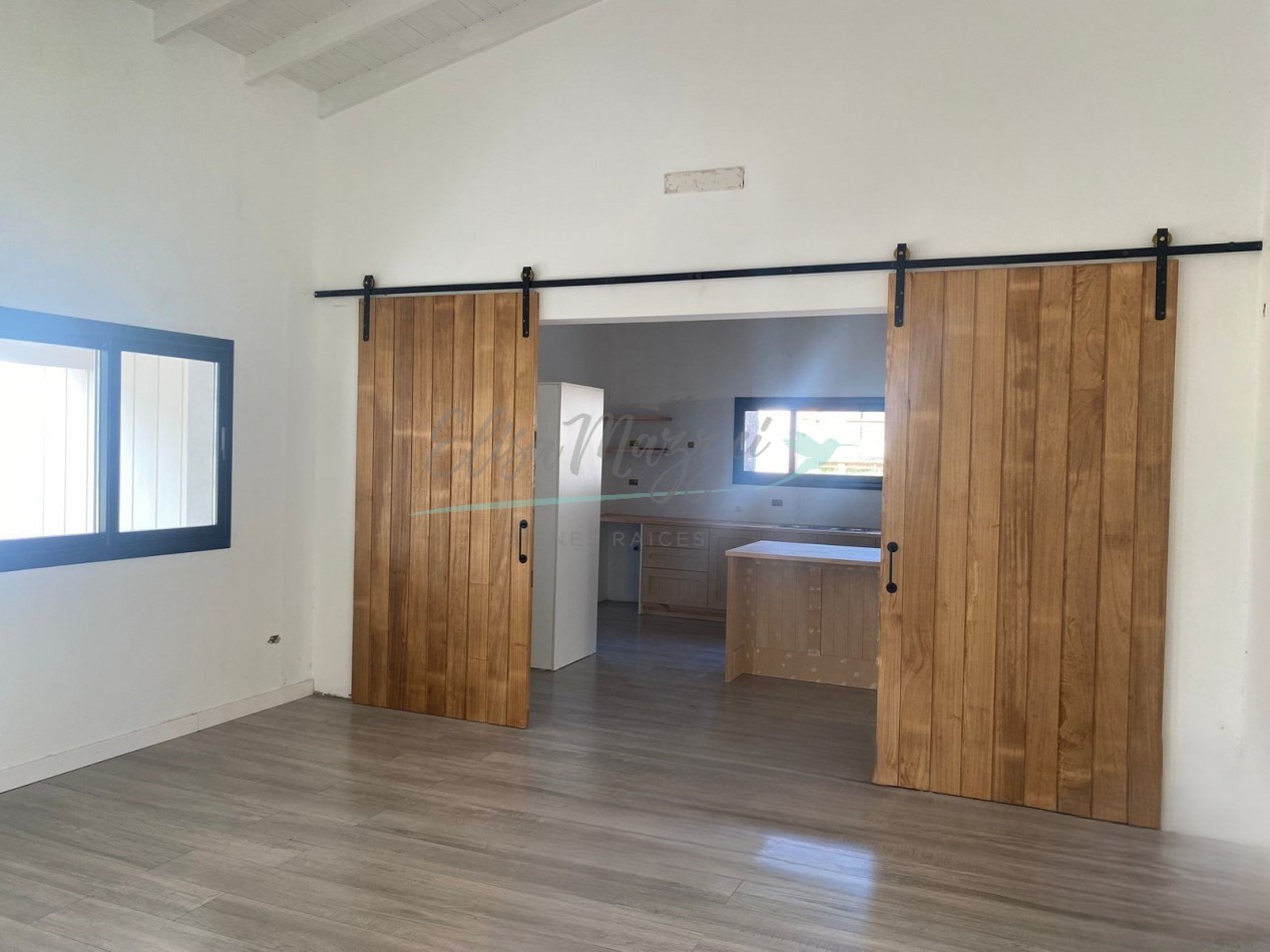 CASA EN VENTA - PIONEROS - PINAMAR