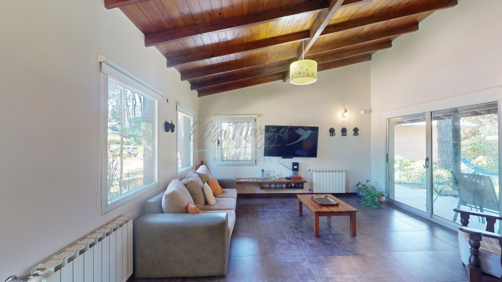 CASA EN VENTA - PINAMAR