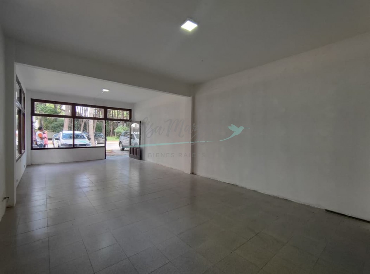 LOCAL EN ALQUILR - PINAMAR CENTRO