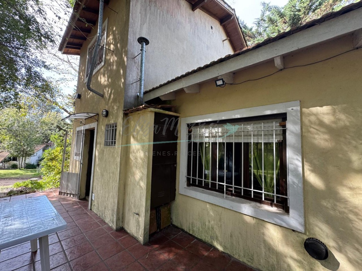 CASA EN VENTA - OSTENDE - PINAMAR 