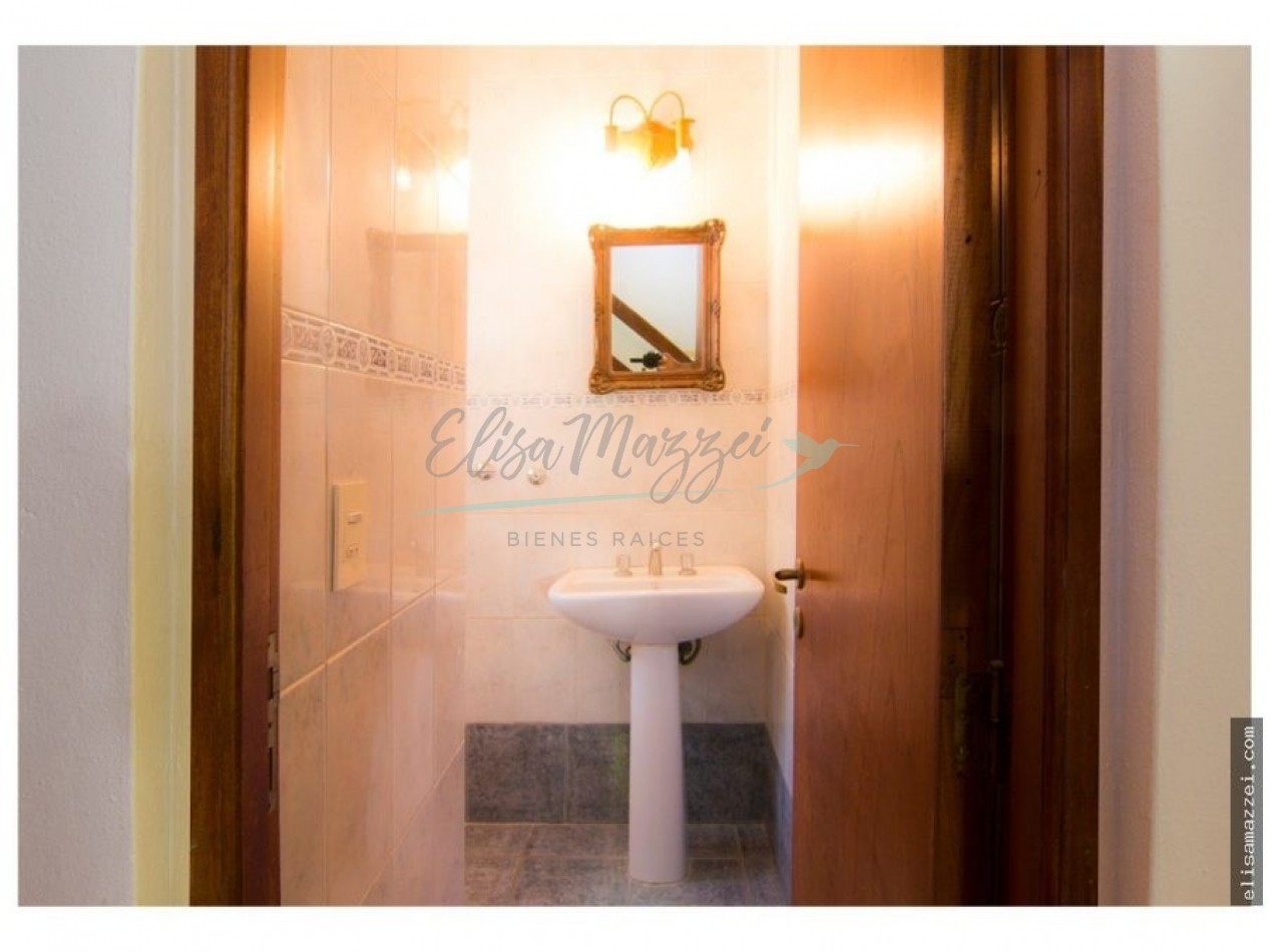 CASA EN ALQUILER - PINAMAR