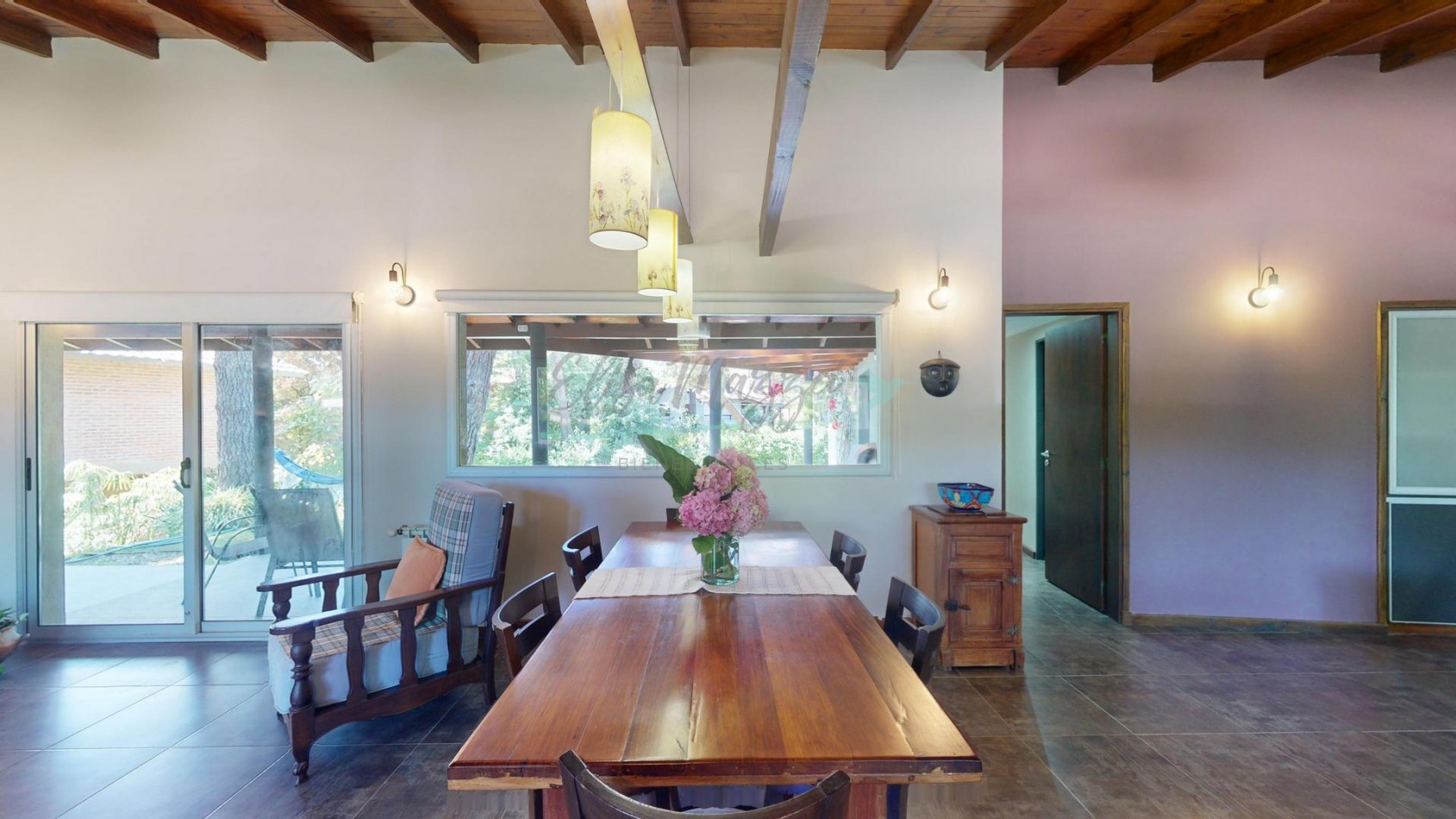 CASA EN VENTA - PINAMAR