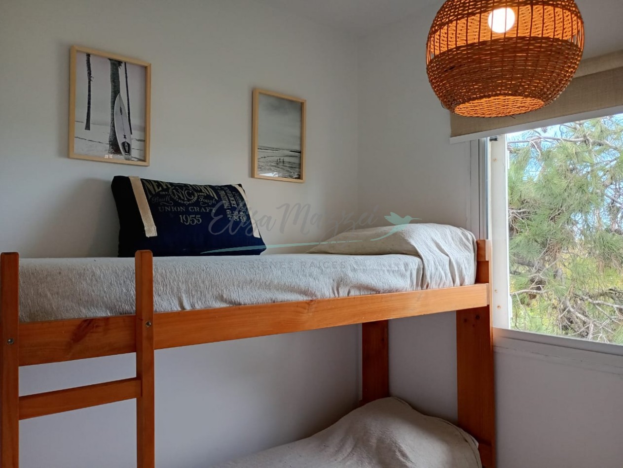 DEPARTAMENTO TIPO DUPLEX EN VENTA - CUATRO AMBIENTES - VALERIA DEL MAR