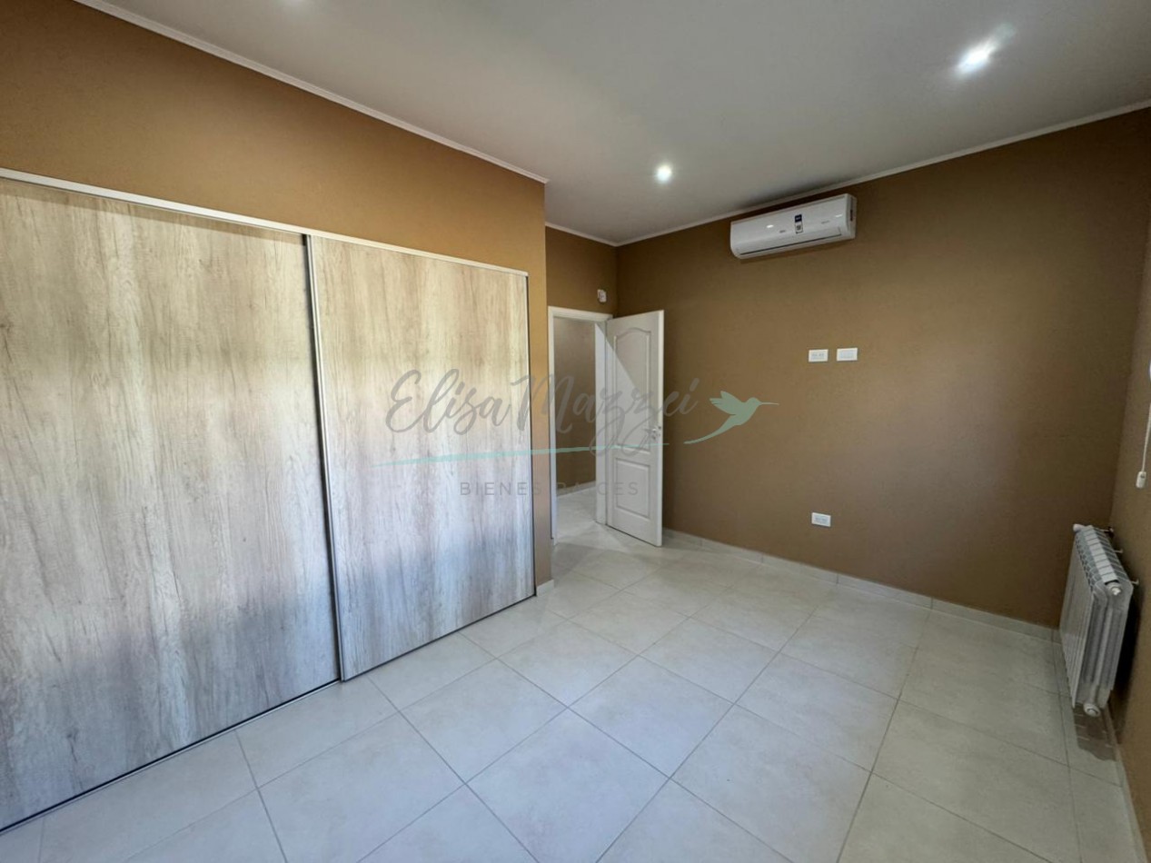 CASA EN VENTA EN ZONA ALAMOS - PINAMAR 