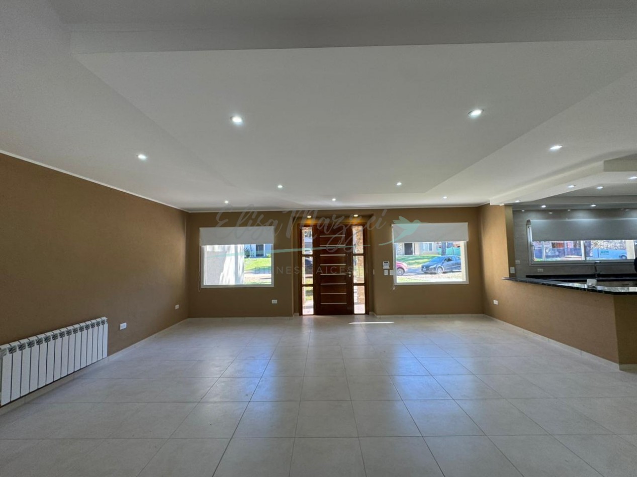 CASA EN VENTA EN ZONA ALAMOS - PINAMAR 