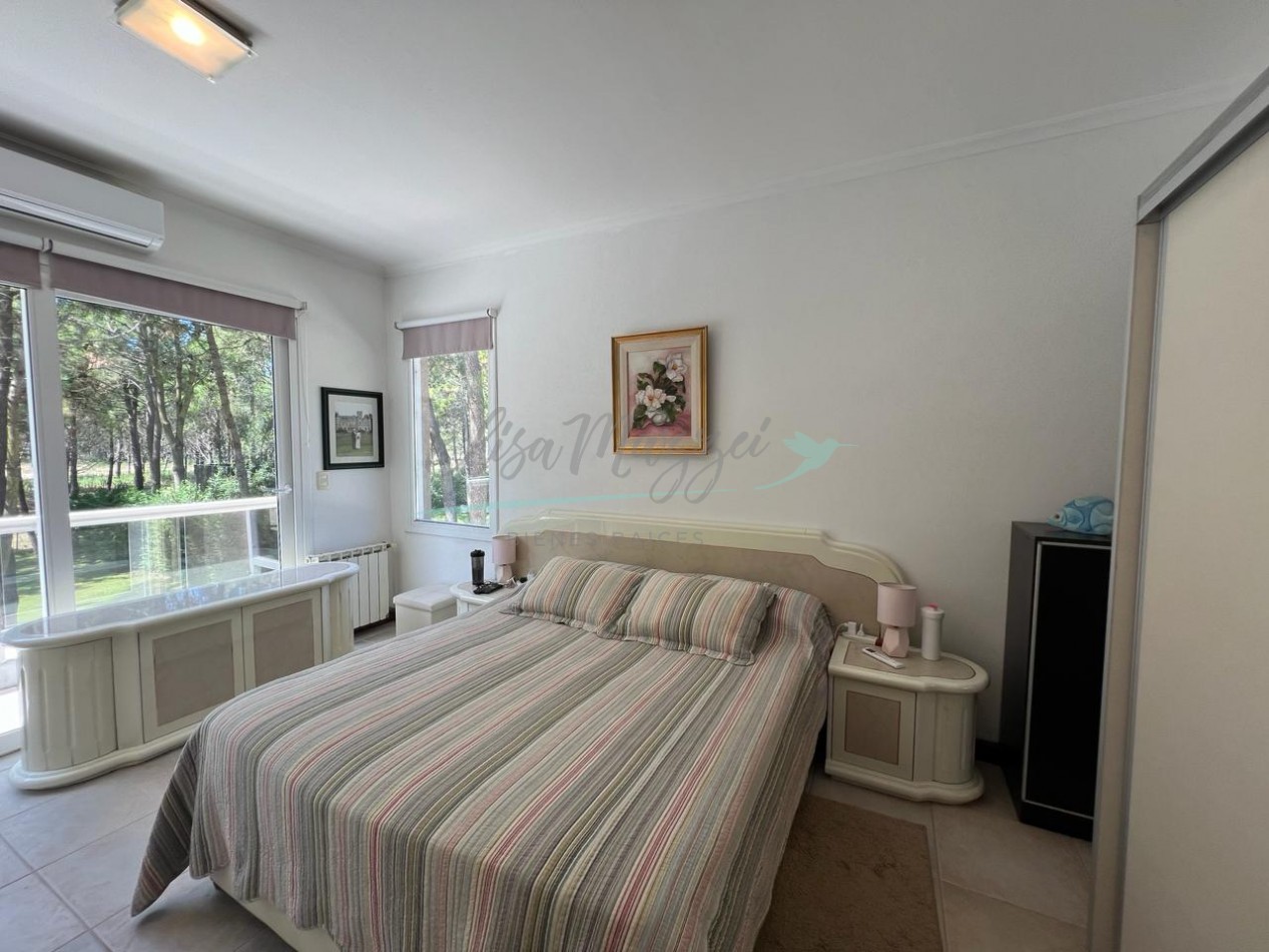 CASA EN VENTA - LA HERRADURA - PINAMAR