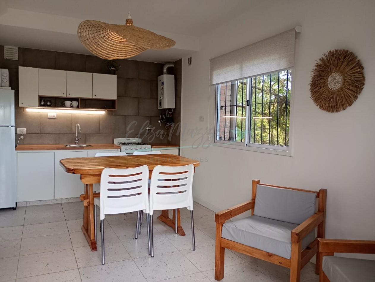 DEPARTAMENTO TIPO DUPLEX EN VENTA - CUATRO AMBIENTES - VALERIA DEL MAR