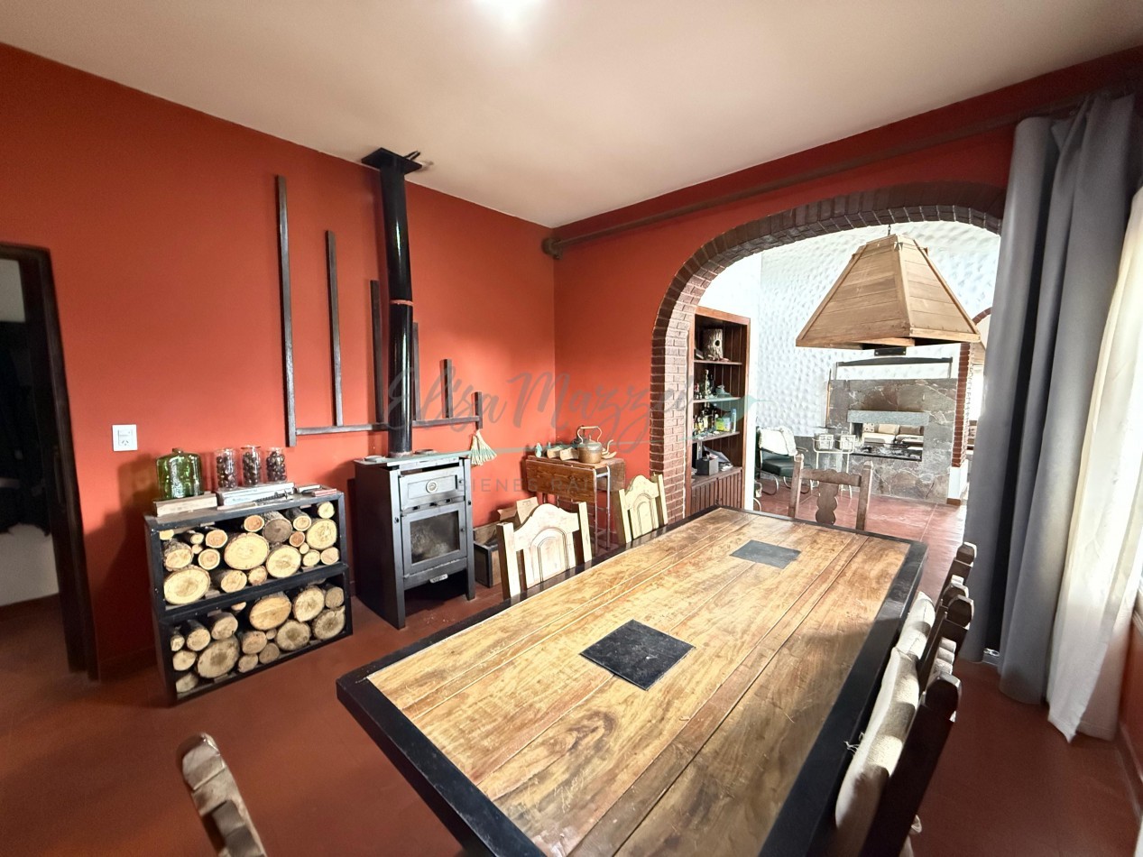 CASA EN VENTA - PINAMAR