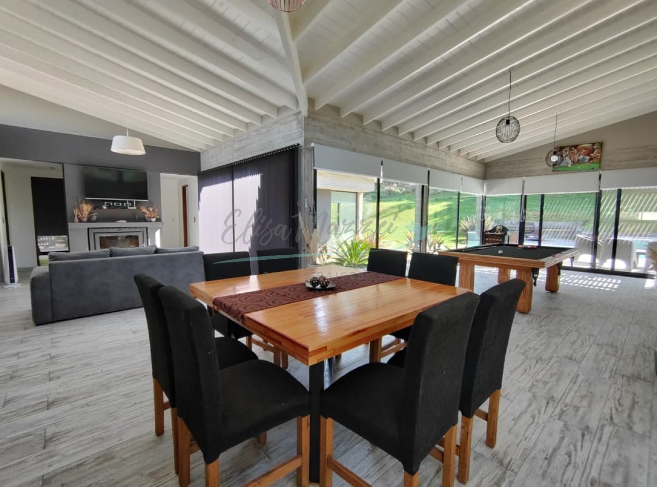 CASA EN VENTA - COSTA ESMERALDA 