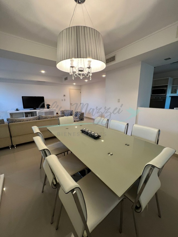 DEPARTAMENTO CUATRO AMBIENTES EN VENTA - PINAMAR