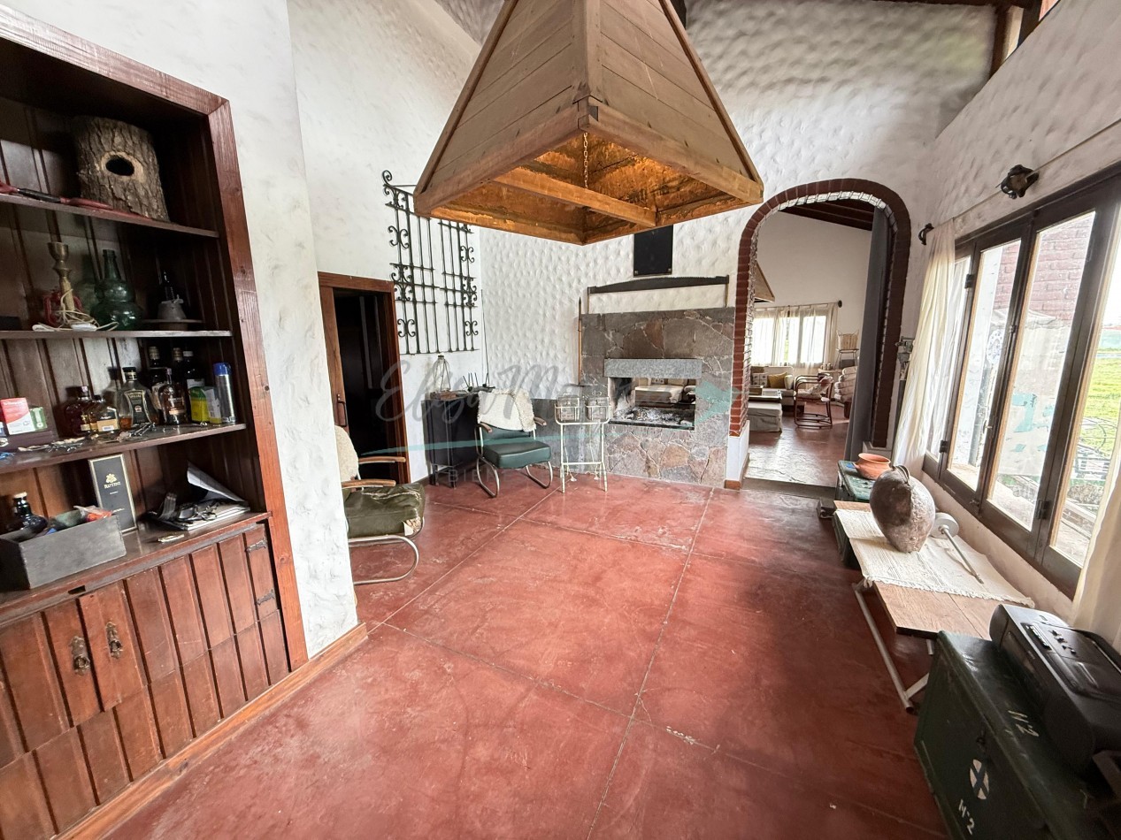 CASA EN VENTA - PINAMAR