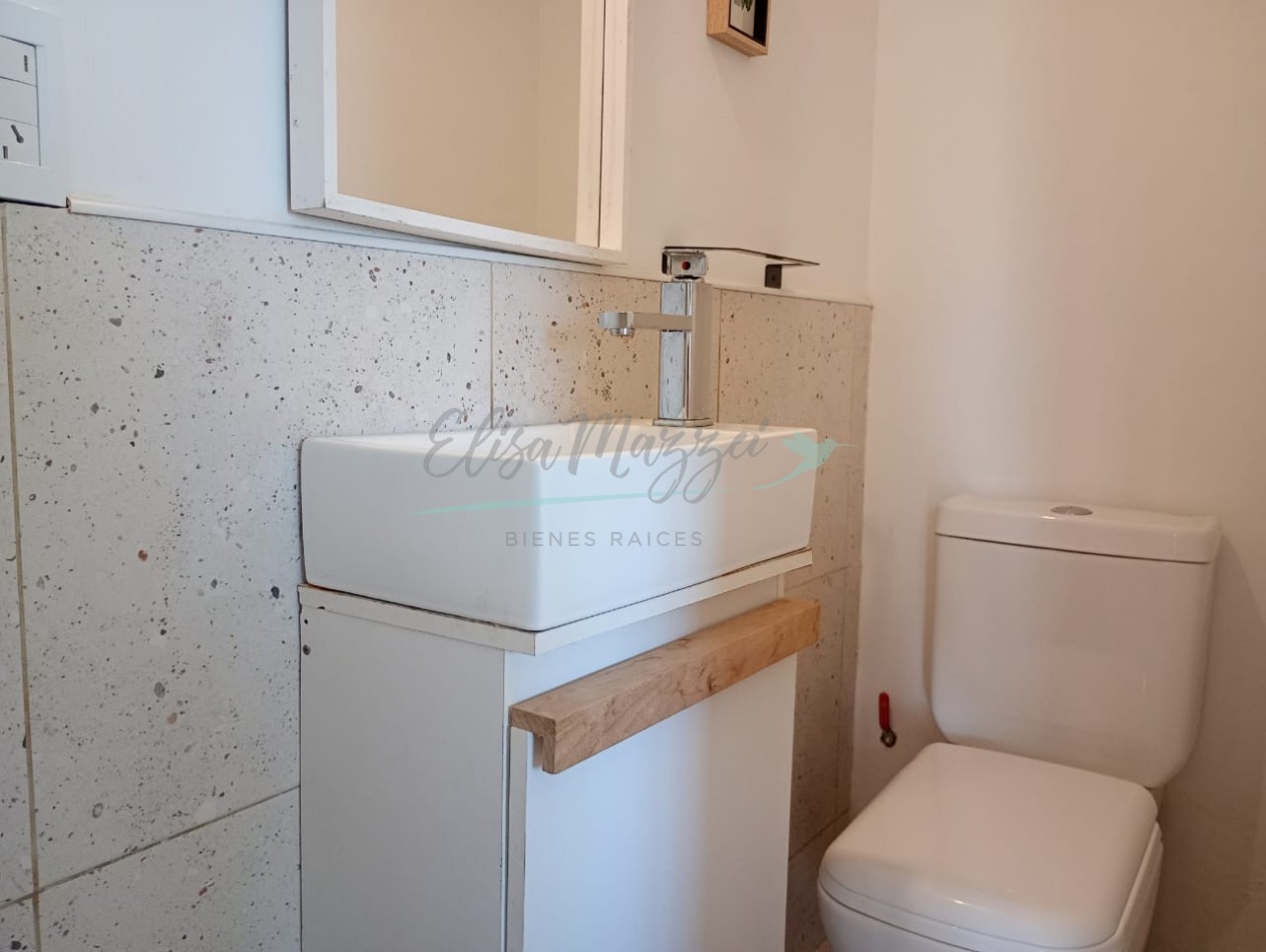 DEPARTAMENTO TIPO DUPLEX EN VENTA - CUATRO AMBIENTES - VALERIA DEL MAR