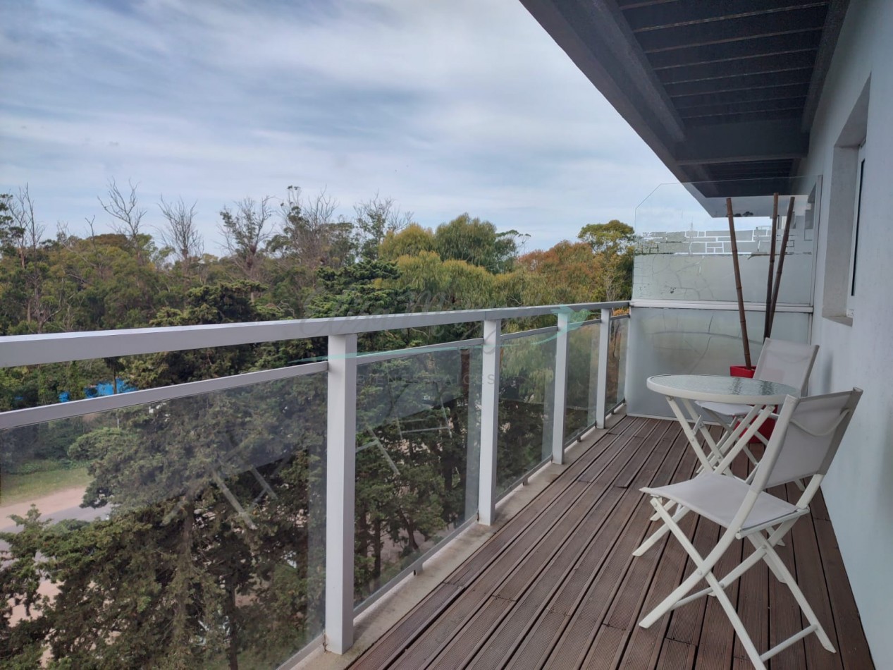 DEPARTAMENTO EN ALQUILER ANUAL - PINAMAR