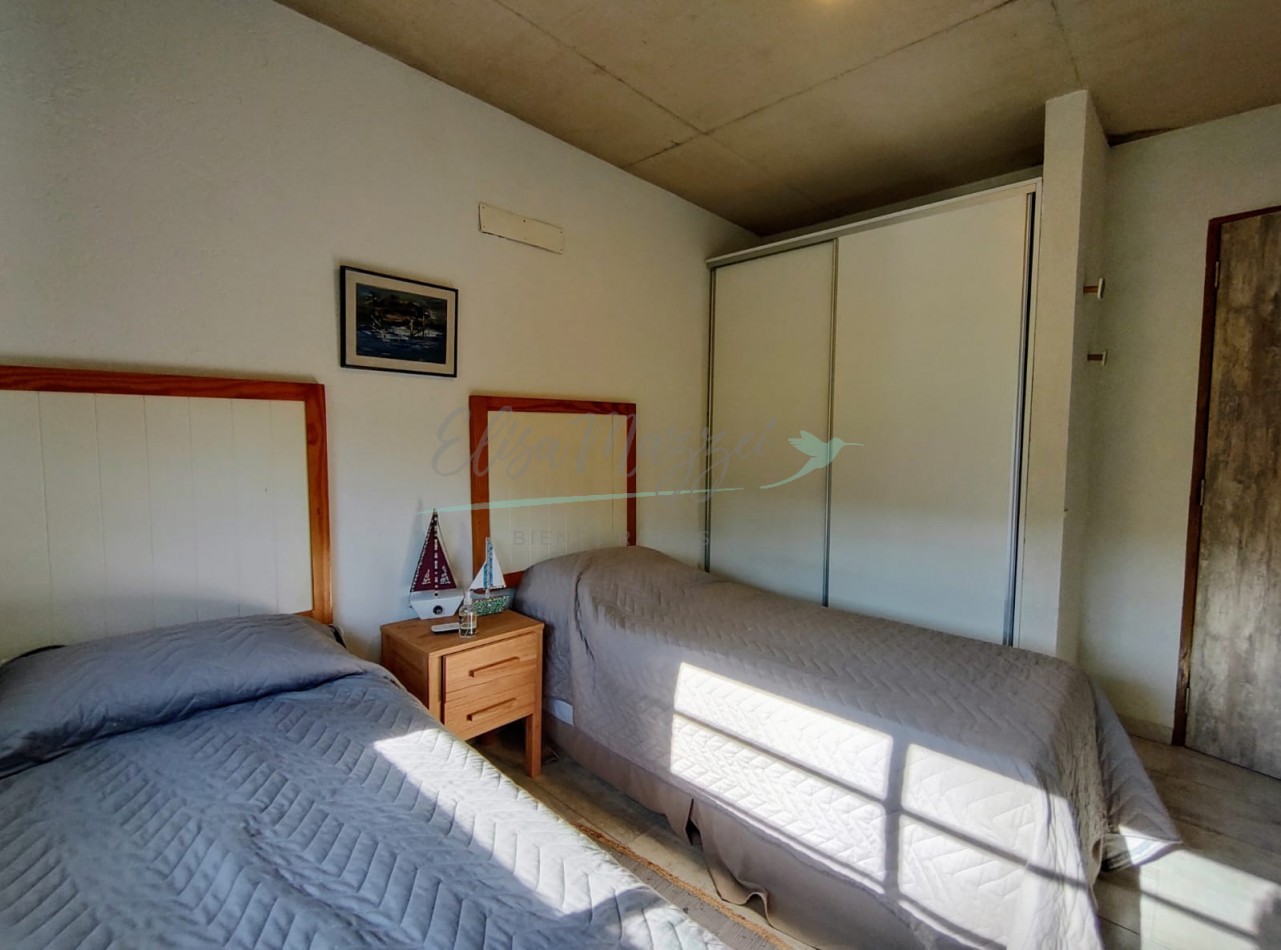 DEPARTAMENTO - CASA - CUATRO  AMBIENTES EN VENTA - PINAMAR