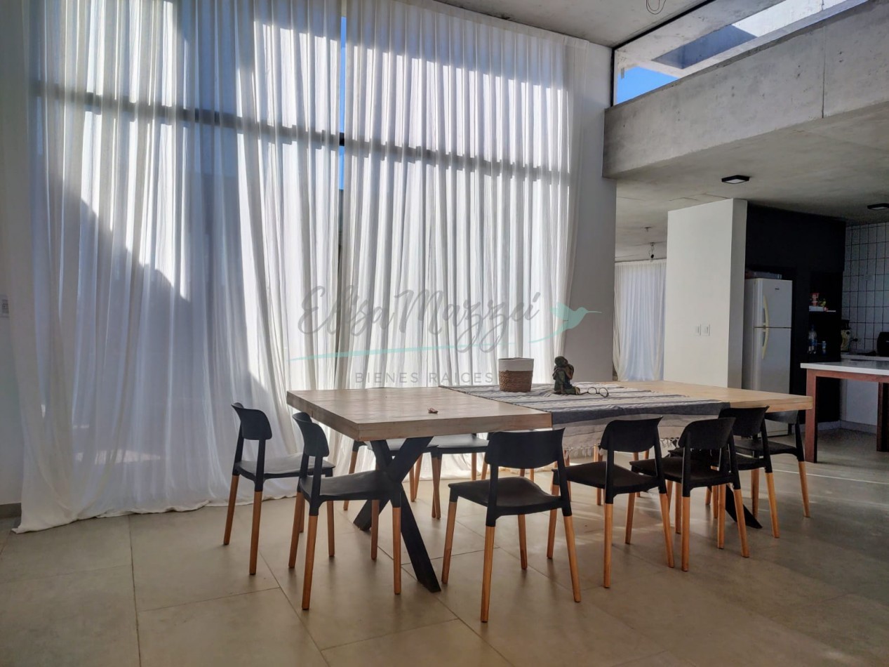 CASA EN VENTA - MADARIAGA