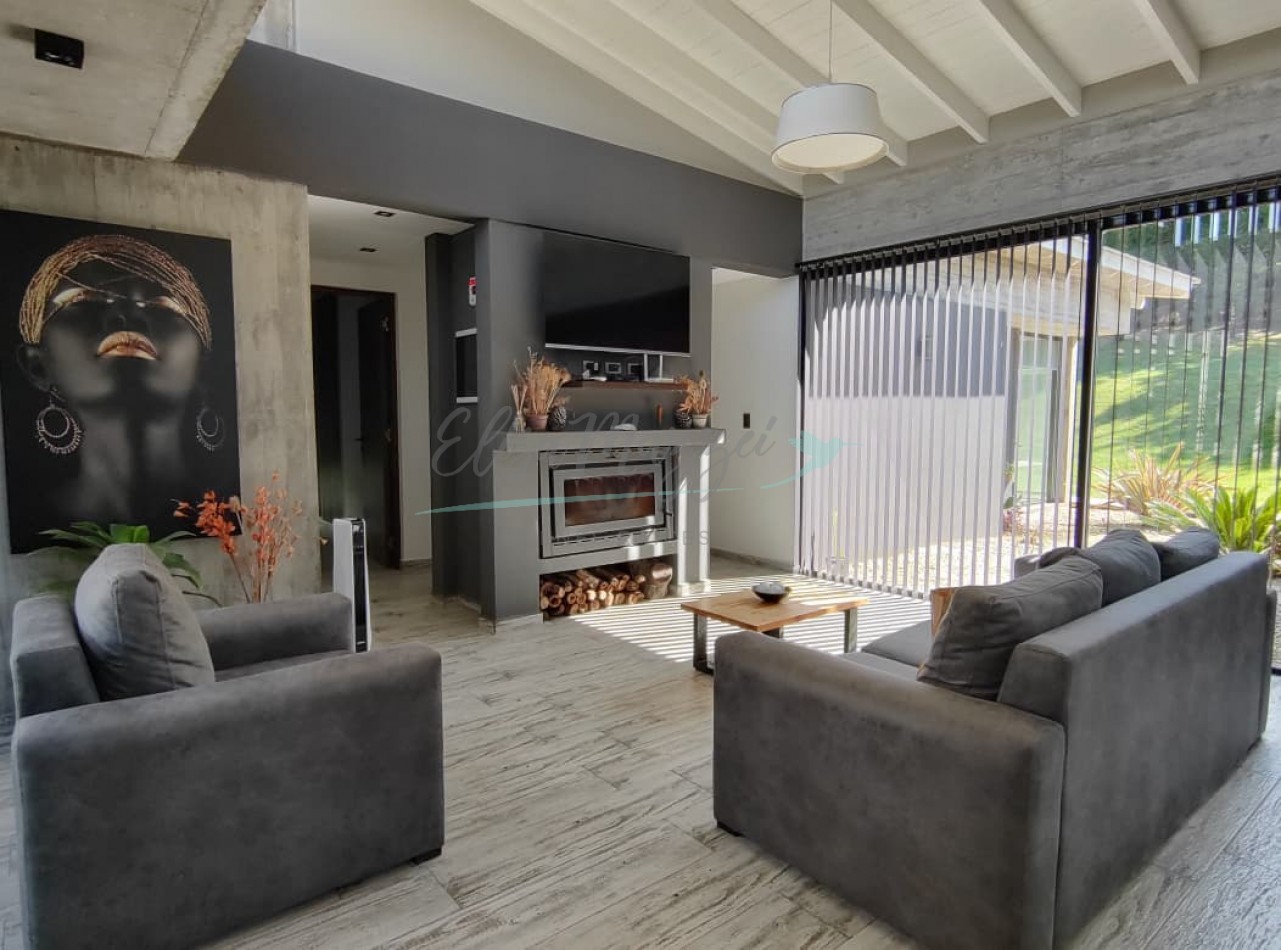 CASA EN VENTA - COSTA ESMERALDA 