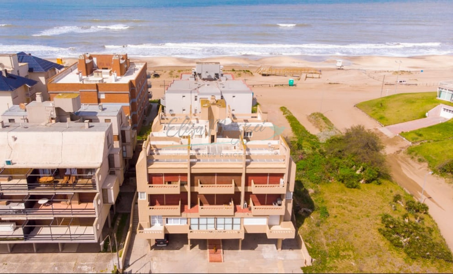 DEPARTAMENTO EN VENTA - CERCA DEL MAR - PINAMAR