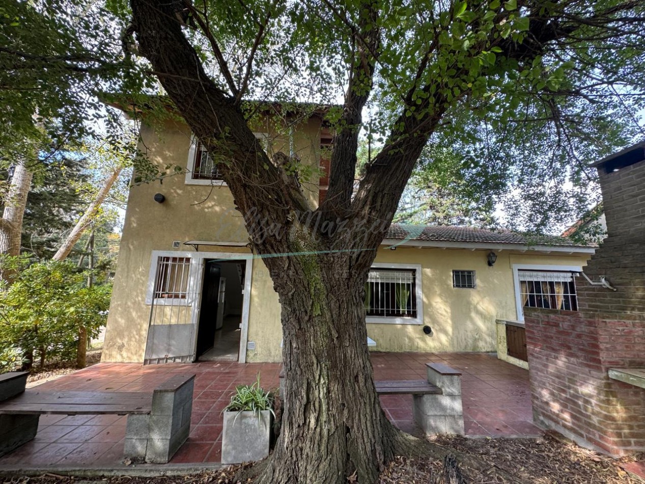 CASA EN VENTA - OSTENDE - PINAMAR 