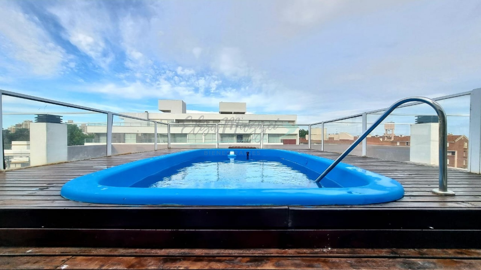 DEPARTAMENTO EN VENTA - CERCA DEL MAR - PINAMAR