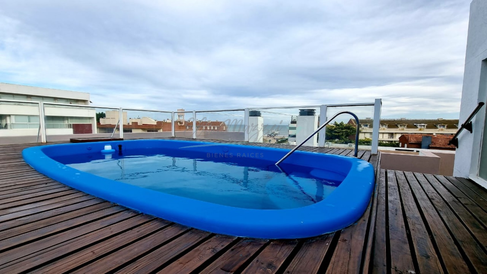 DEPARTAMENTO EN VENTA - CERCA DEL MAR - PINAMAR