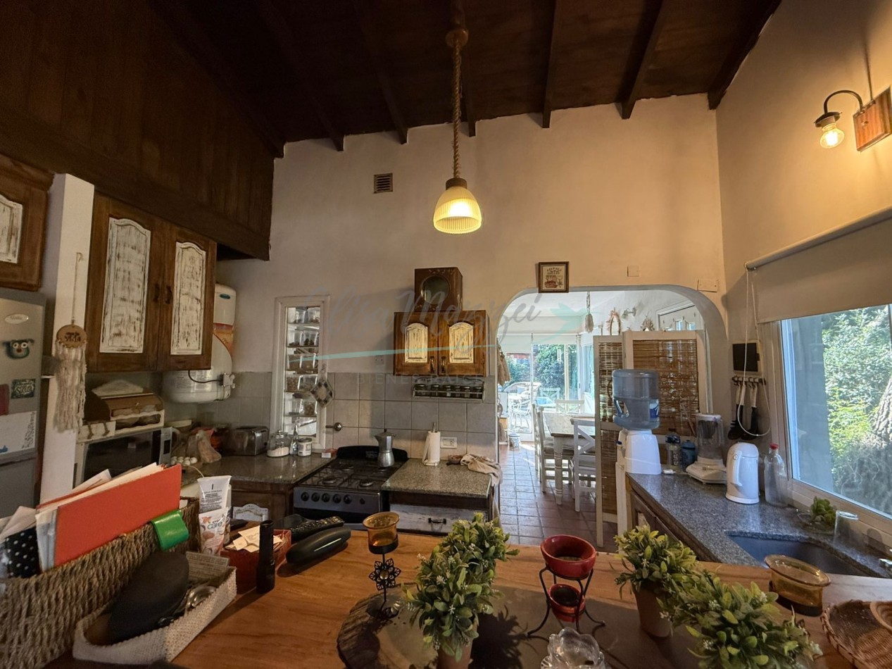 CASA EN VENTA - VALERIA DEL MAR