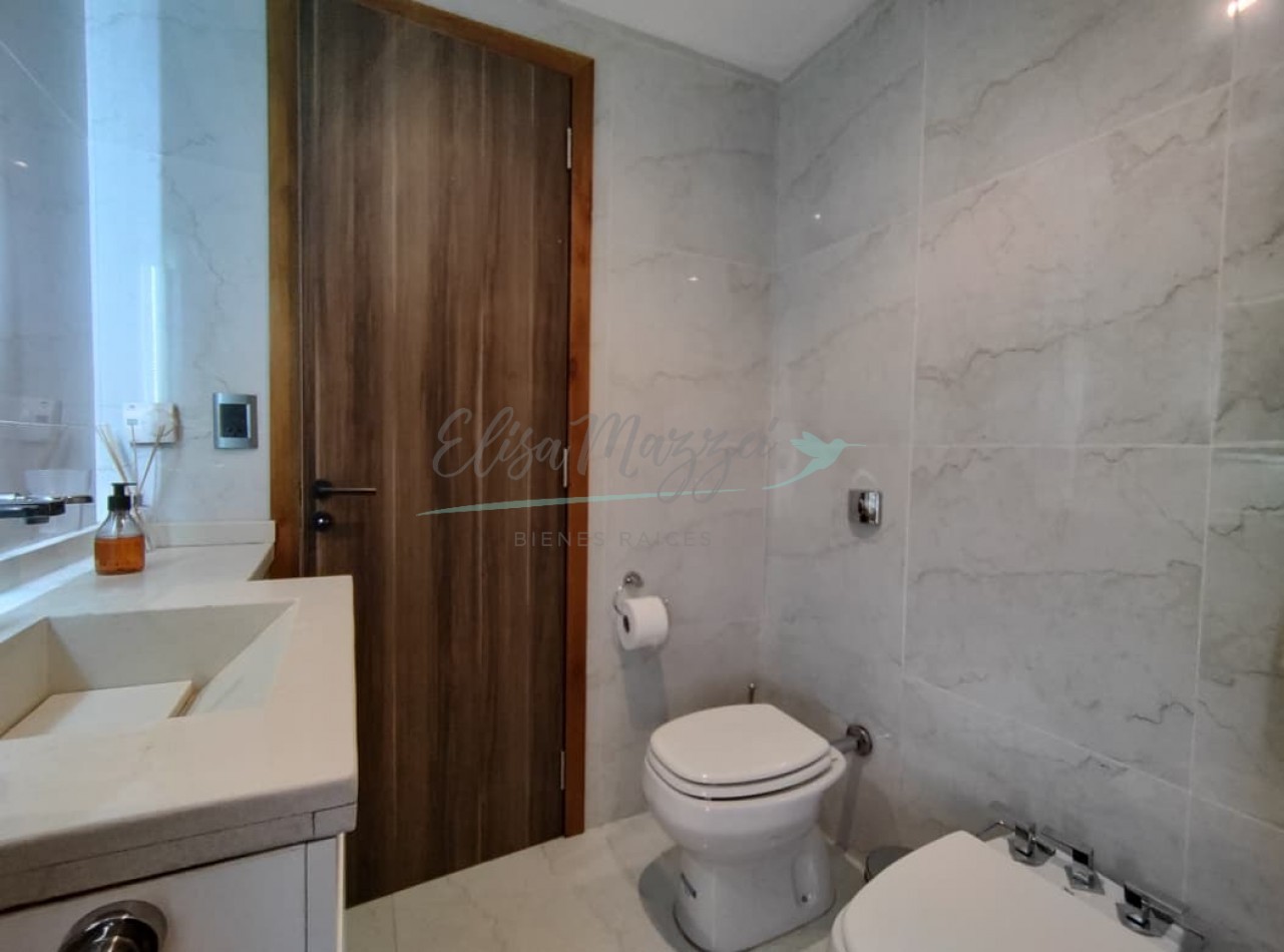 CASA EN VENTA - COSTA ESMERALDA 