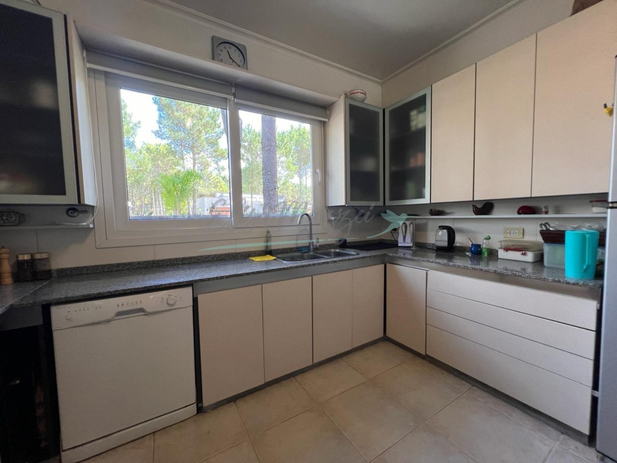 CASA EN VENTA - LA HERRADURA - PINAMAR