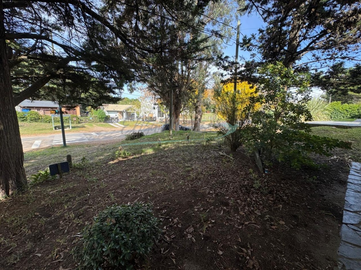 CASA EN VENTA - OSTENDE - PINAMAR 