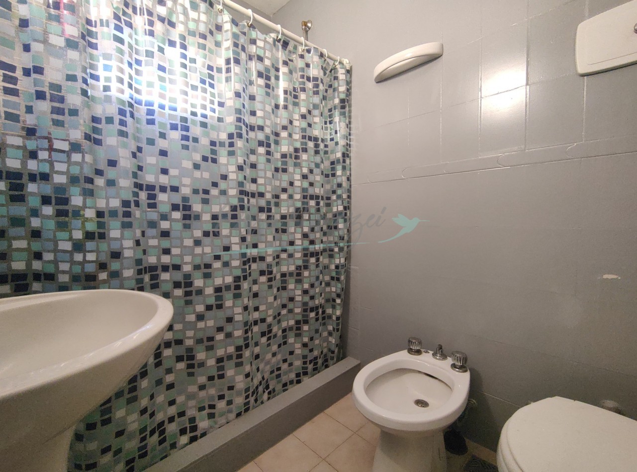 CASA EN VENTA - PINAMAR