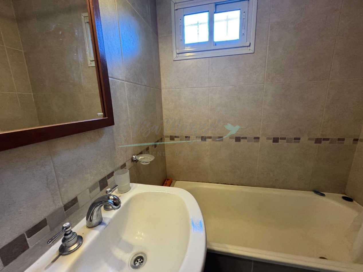 CASA EN VENTA - OSTENDE - PINAMAR 