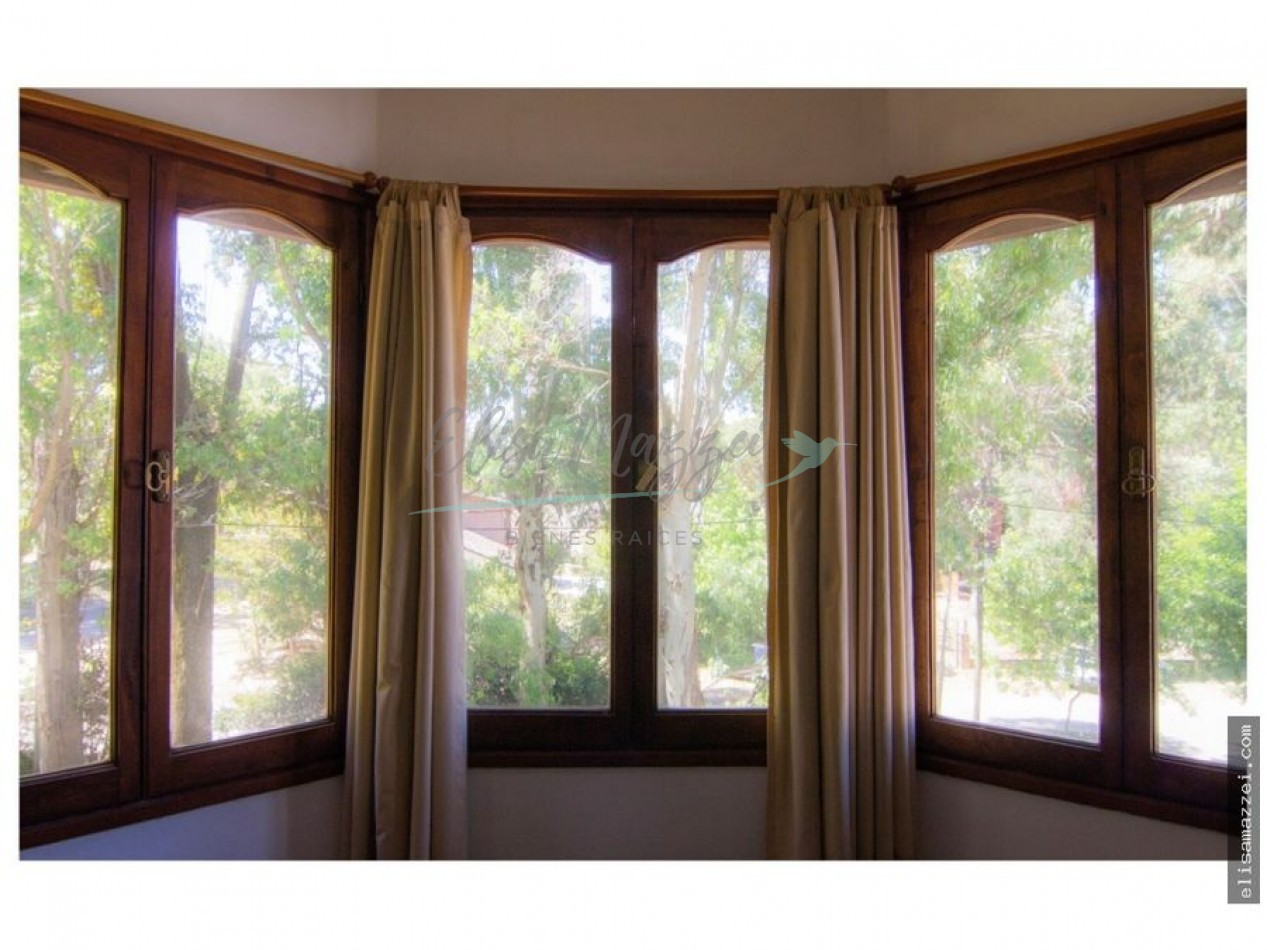 CASA EN ALQUILER - PINAMAR