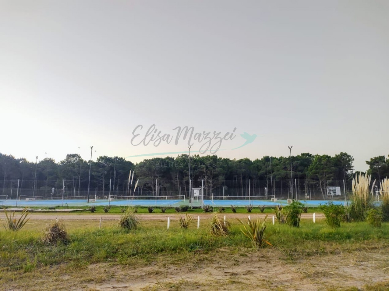 LOTE EN VILLA ROBLES - EN VENTA - OPORTUNIDAD - FINANCIACION