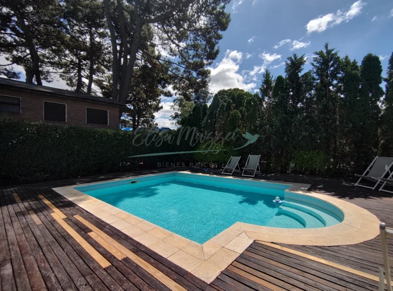 DUPLEX CUATRO AMBIENTES EN VENTA - PINAMAR CENTRO - FINANCIACION